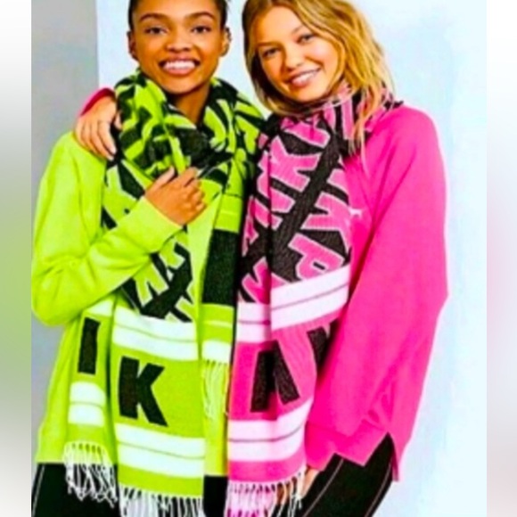 Vs pink blanket scarf pink final price - Picture 2 of 3